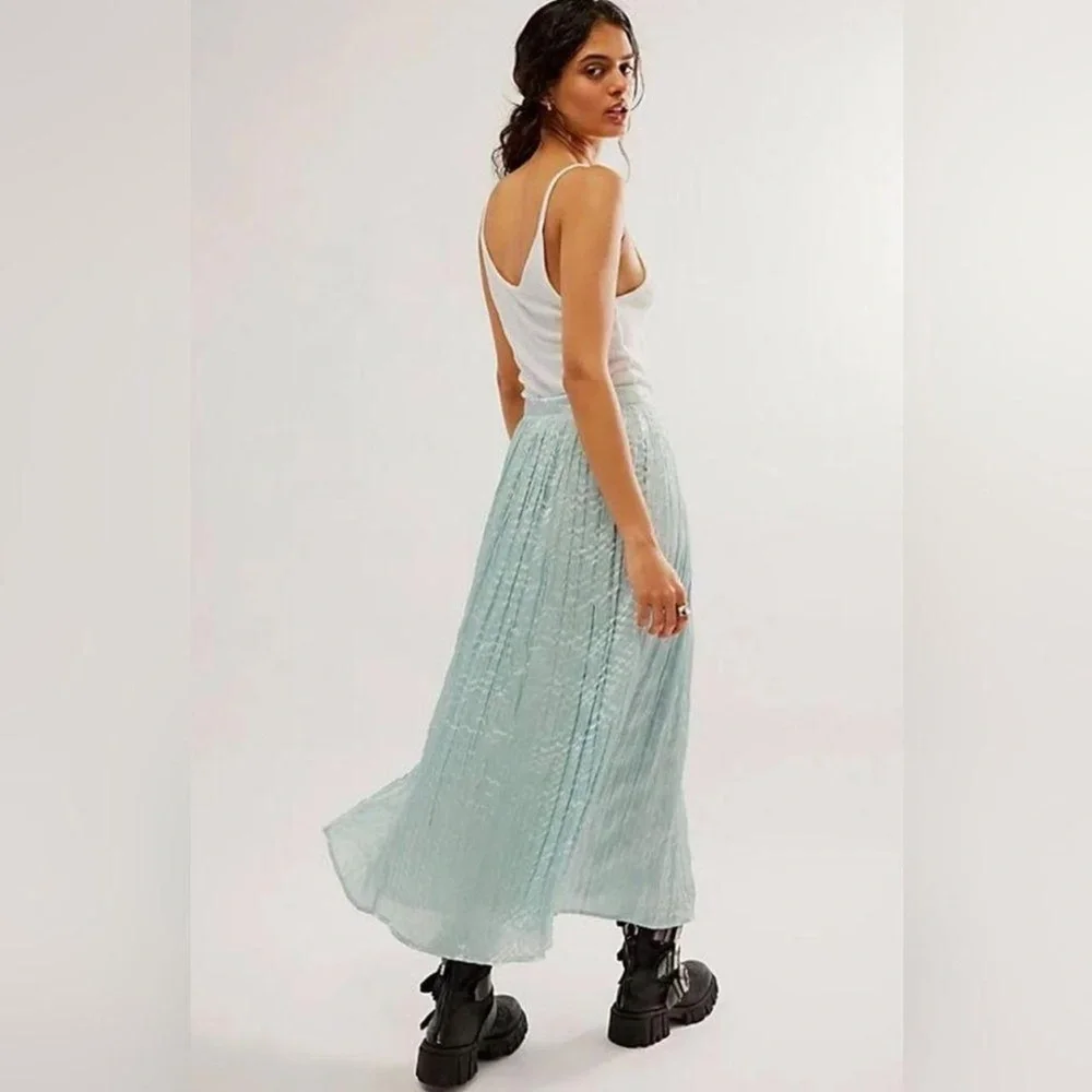 NWT FREE PEOPLE New Vera City Blue Pleated Rare Maxi Skirt with Pockets - Picture 2 of 10